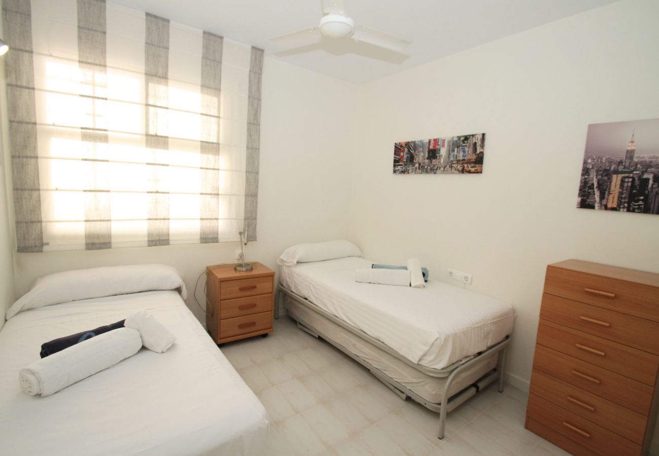 Apartamento en Miami Playa - FLAM213 1ª linea playa, piscina, Wifi gratis Apartamento en Miami Playa - FLAM213 1ª linea playa, piscina, Wifi gratis