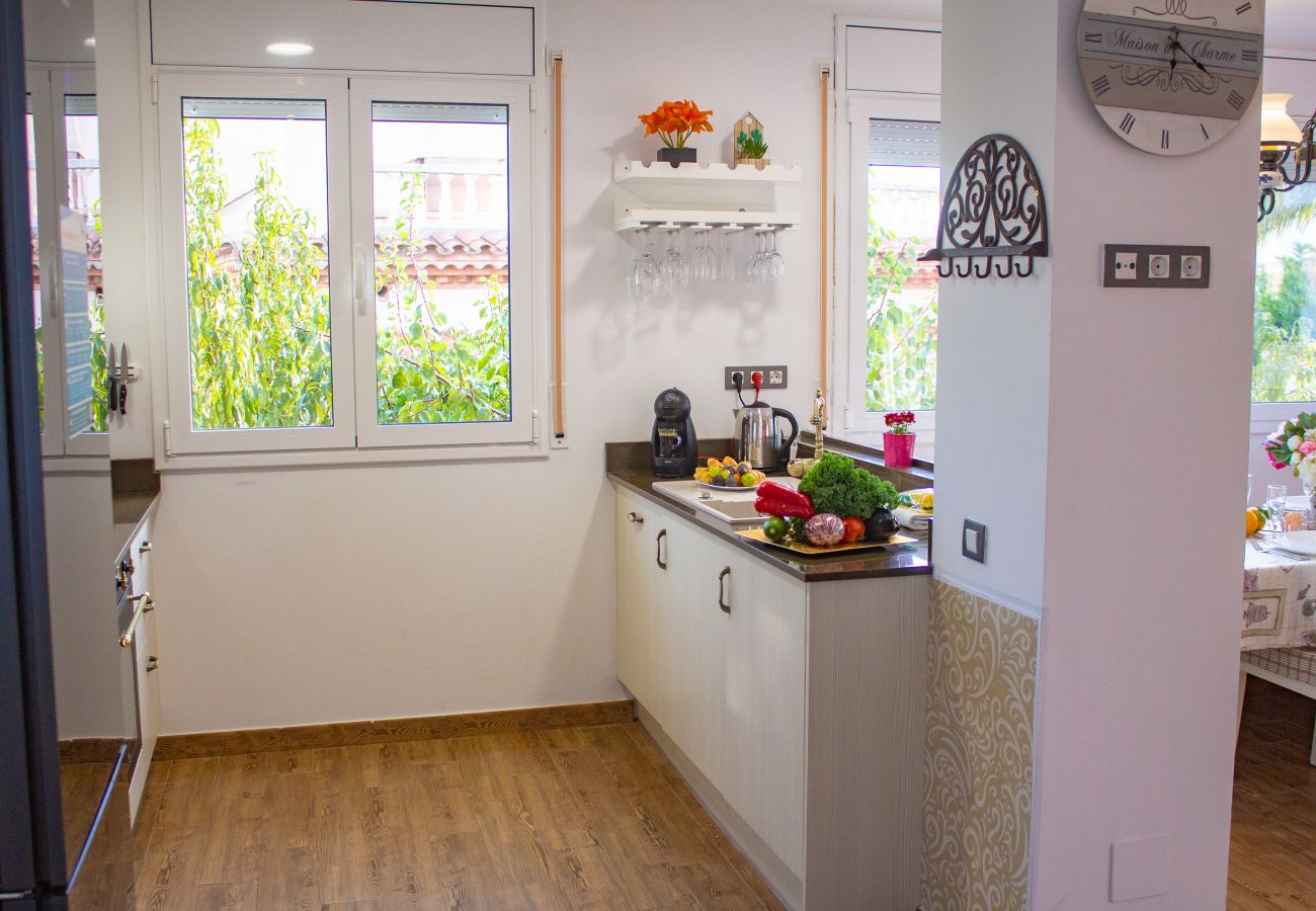 Villa en Miami Playa - FLANDES Villa piscina jardín privado, Wifi gratis Villa en Miami Playa - FLANDES Villa piscina jardín privado, Wifi gratis