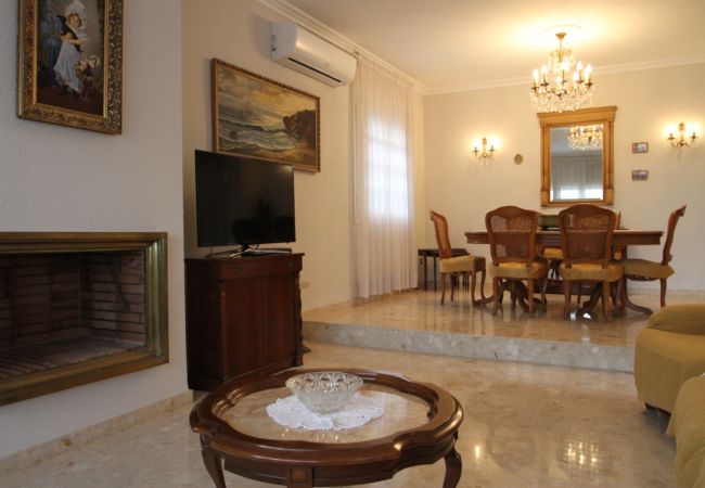 Villa en Miami Playa - NAPOLEON Villa piscina privada, BBQ, Wifi gratis Villa en Miami Playa - NAPOLEON Villa piscina privada, BBQ, Wifi gratis