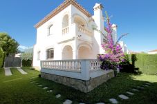 Casa adosada en Miami Playa - MASIA1 adosado con jardín privado y piscina comun