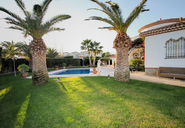 Villa en Miami Playa - LIDIA Villa piscina privada, jardín, Wifi gratis Villa en Miami Playa - LIDIA Villa piscina privada, jardín, Wifi gratis