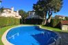 Casa adosada en Miami Playa - RIOJA Adosado jardín, BBQ, piscina y Wifi gratis Casa adosada en Miami Playa - RIOJA Adosado jardín, BBQ, piscina y Wifi gratis