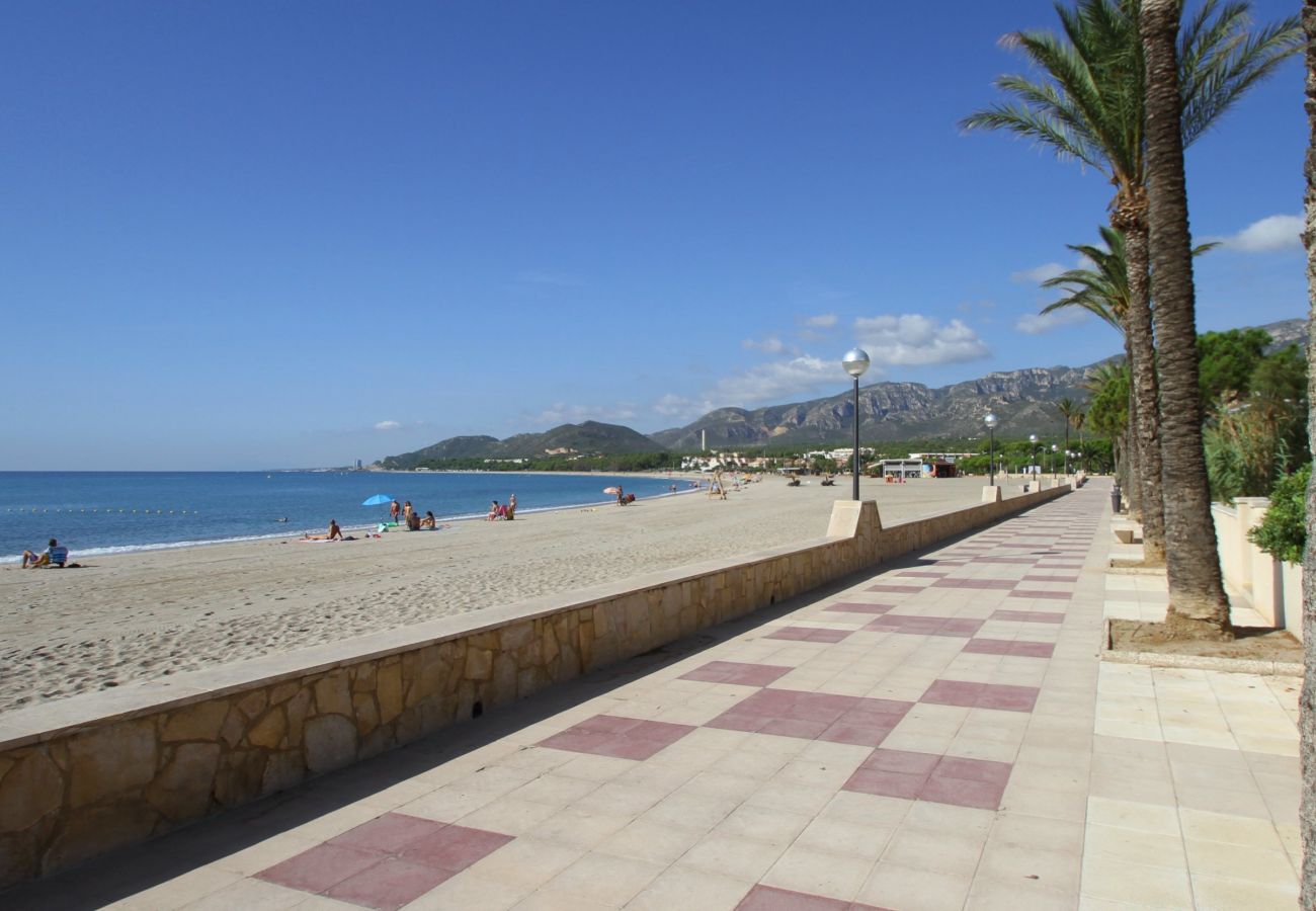 Villa en Hospitalet de L´Infant - PERLA Gran villa piscina privada y WiFi gratis Villa en Hospitalet de L´Infant - PERLA Gran villa piscina privada y WiFi gratis