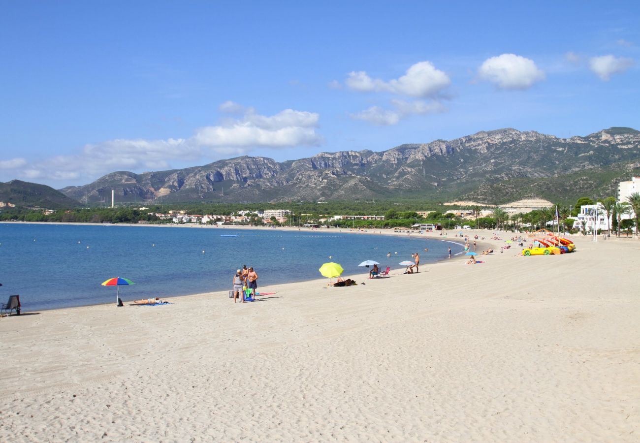 Villa en Hospitalet de L´Infant - PERLA Gran villa piscina privada y WiFi gratis Villa en Hospitalet de L´Infant - PERLA Gran villa piscina privada y WiFi gratis