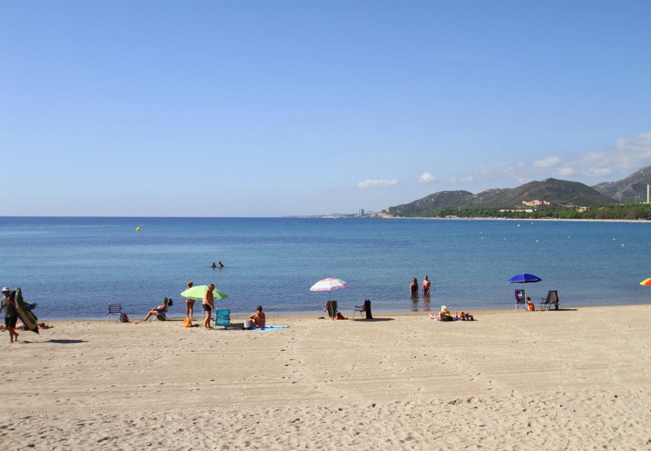 Villa en Hospitalet de L´Infant - PERLA Gran villa piscina privada y WiFi gratis Villa en Hospitalet de L´Infant - PERLA Gran villa piscina privada y WiFi gratis