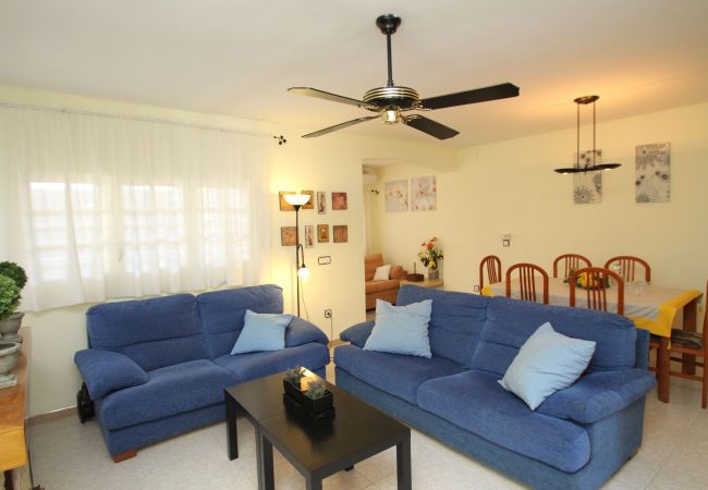 Casa adosada en Miami Playa - BEDOL1 Adosado jardín, piscina comun, WiFi gratis Casa adosada en Miami Playa - BEDOL1 Adosado jardín, piscina comun, WiFi gratis