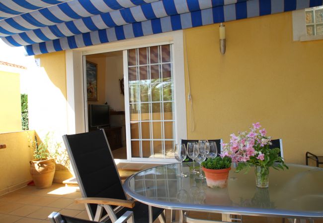 Villa en Miami Playa - TINA villa adosada con piscina privada Villa en Miami Playa - TINA villa adosada con piscina privada