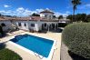 Villa en Rustical Mont-roig - PLAYA RUSTICAL con piscina privada en zona verde