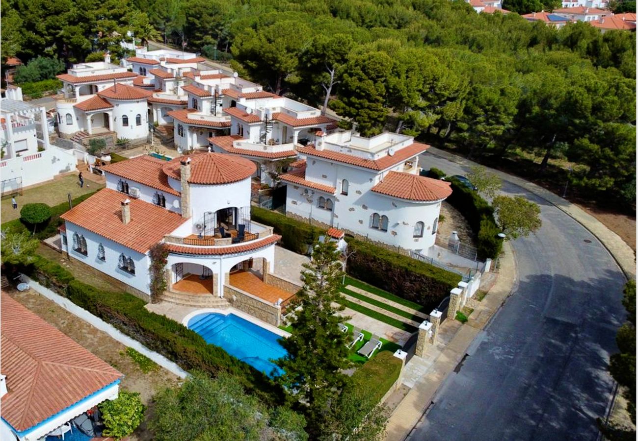 Villa in Miami Playa - JAZMIN Gran villa piscina privada y Wifi gratis Villa in Miami Playa - JAZMIN Gran villa piscina privada y Wifi gratis