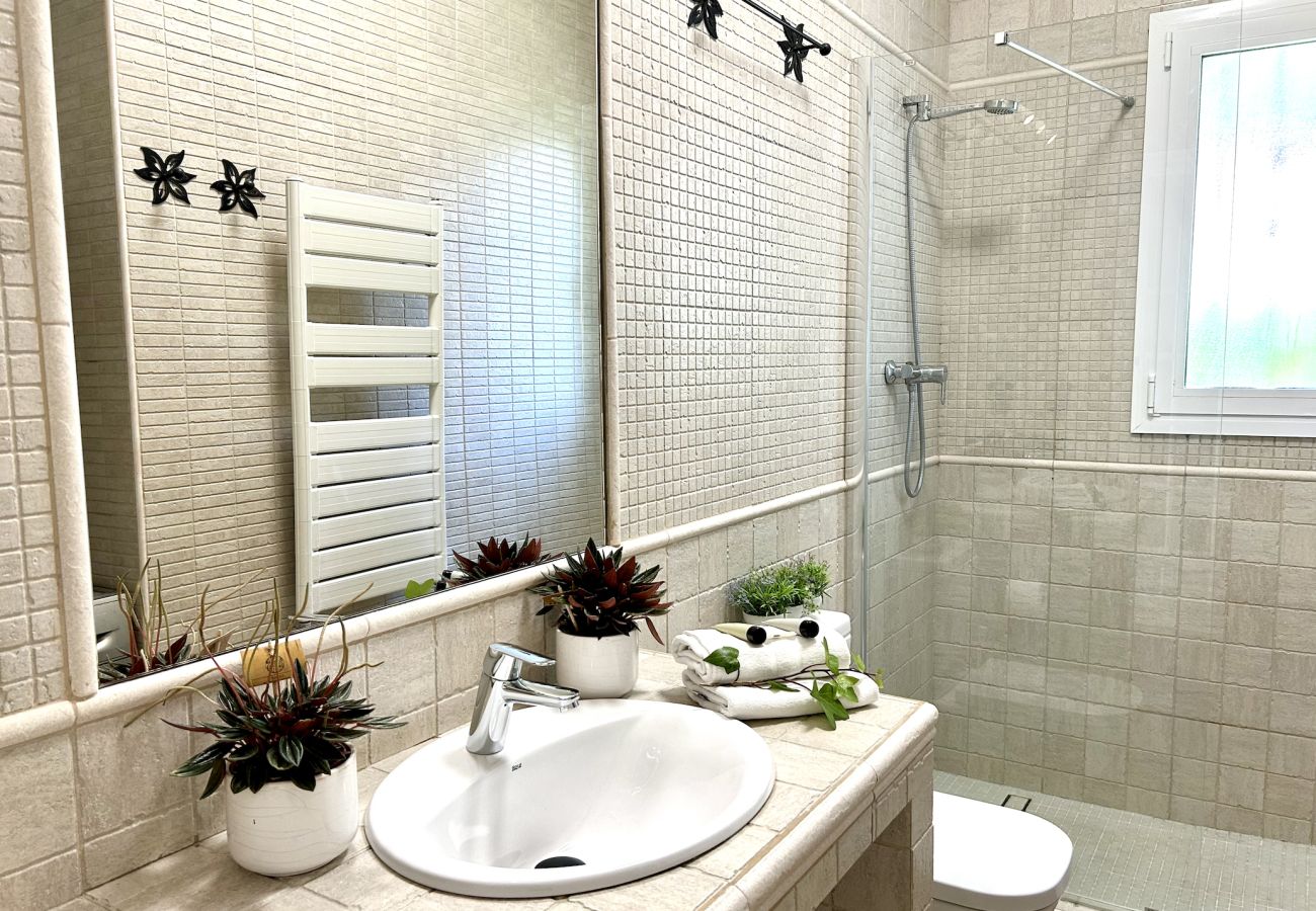 Villa in Miami Playa - JAZMIN Gran villa piscina privada y Wifi gratis Villa in Miami Playa - JAZMIN Gran villa piscina privada y Wifi gratis