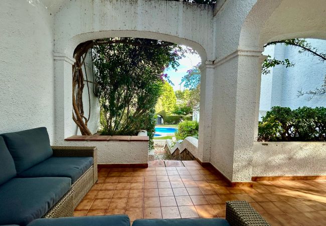 Terraced House in Miami Playa - PLAYA2 adosado al lado del mar, jardín priv Terraced House in Miami Playa - PLAYA2 adosado al lado del mar, jardín priv