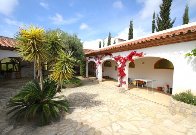 Villa à Miami Playa - GRANADA Villa piscina, jardín, BBQ, Wifi gratis Villa à Miami Playa - GRANADA Villa piscina, jardín, BBQ, Wifi gratis
