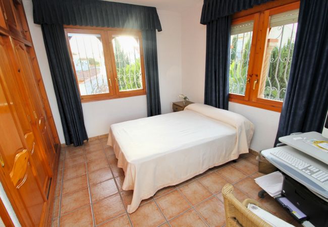 Villa à Miami Playa - GRANADA Villa piscina, jardín, BBQ, Wifi gratis Villa à Miami Playa - GRANADA Villa piscina, jardín, BBQ, Wifi gratis