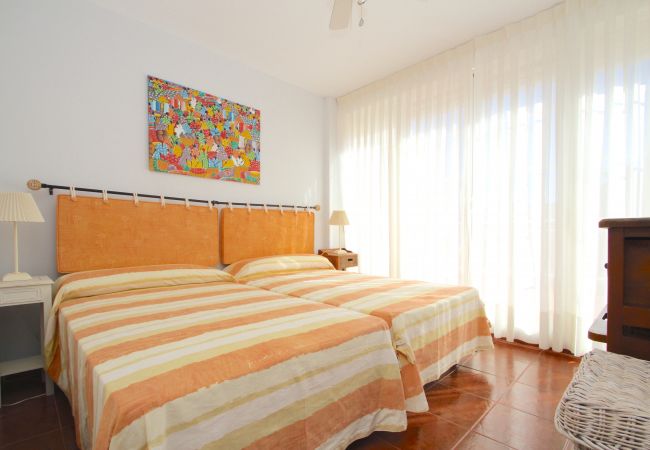 Maison mitoyenne à Miami Playa - CRISTAL4 adosado jardín privado, piscina Maison mitoyenne à Miami Playa - CRISTAL4 adosado jardín privado, piscina