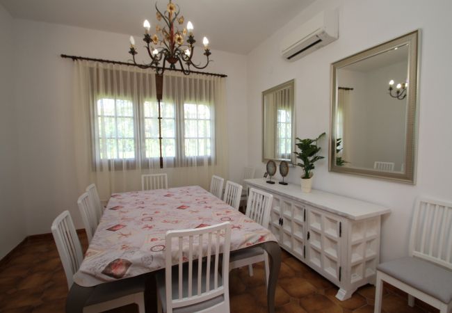 Villa à Miami Playa - CORAL Villa piscina privada, jardín, Wifi gratis Villa à Miami Playa - CORAL Villa piscina privada, jardín, Wifi gratis