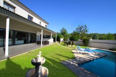 Villa à Hospitalet de L´Infant - PERLA Gran villa piscina privada y WiFi gratis