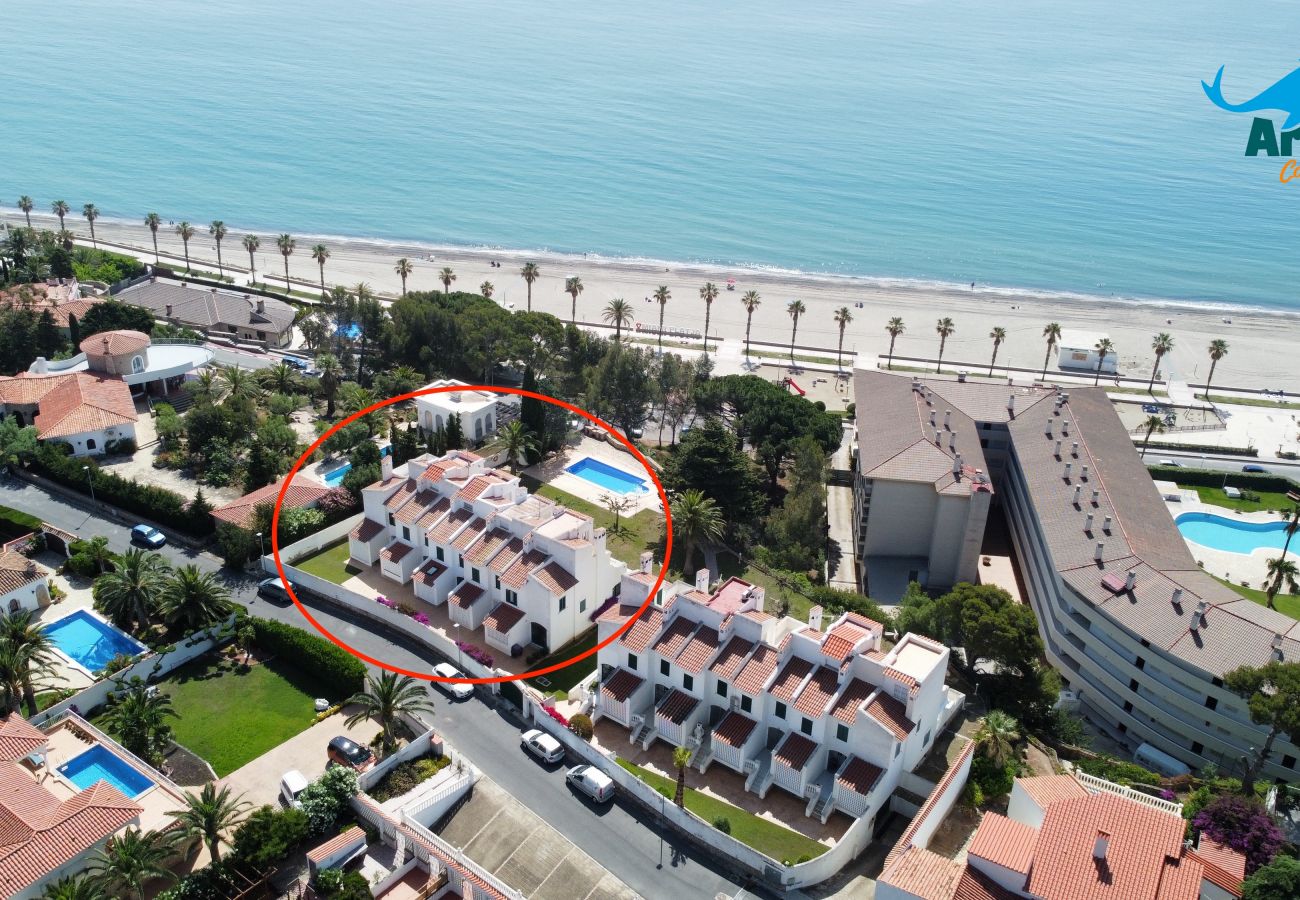 Maison mitoyenne à Miami Playa - MILA adosado vistas al mar