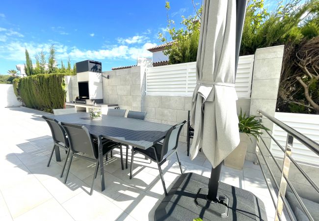 Maison mitoyenne à Miami Playa - LOTUS villa adosada cerca de la playa Maison mitoyenne à Miami Playa - LOTUS villa adosada cerca de la playa