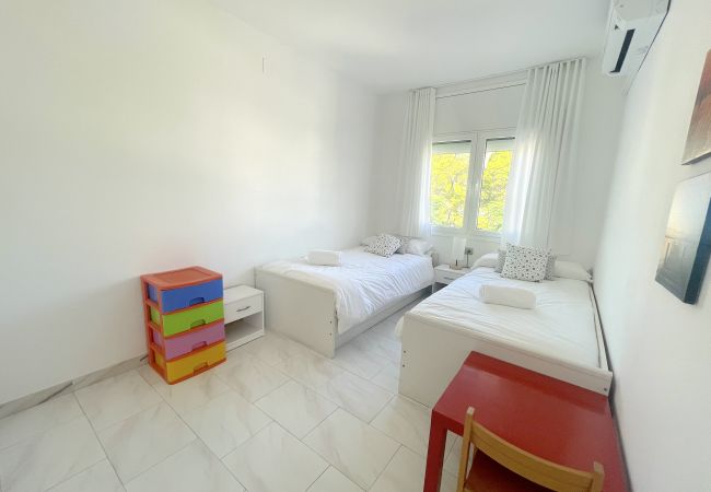 Maison mitoyenne à Miami Playa - LOTUS villa adosada cerca de la playa Maison mitoyenne à Miami Playa - LOTUS villa adosada cerca de la playa