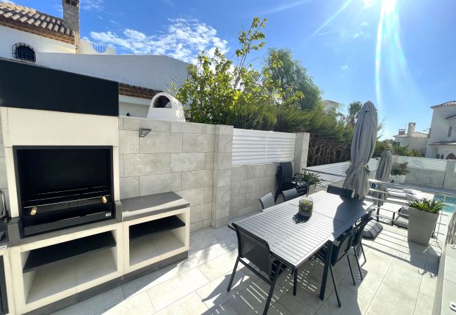 Maison mitoyenne à Miami Playa - LOTUS villa adosada cerca de la playa Maison mitoyenne à Miami Playa - LOTUS villa adosada cerca de la playa