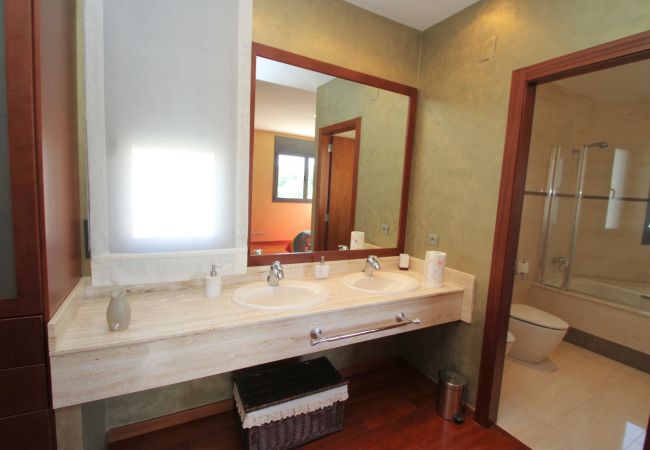 villa à Hospitalet de l'Infant - Chalet independiente en venta en llevant villa à Hospitalet de l'Infant - Chalet independiente en venta en llevant