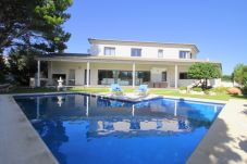 villa à Hospitalet de l'Infant - Chalet independiente en venta en llevant