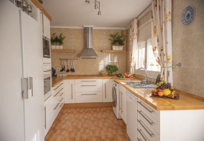Вилла на Miami Playa - LEMON Villa con piscina y Wifi gratis Вилла на Miami Playa - LEMON Villa con piscina y Wifi gratis