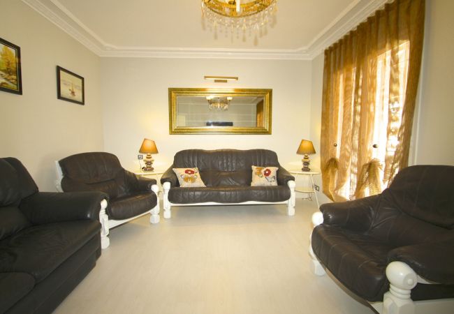 Вилла на Miami Playa - LEMON Villa con piscina y Wifi gratis Вилла на Miami Playa - LEMON Villa con piscina y Wifi gratis