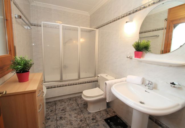 Вилла на Miami Playa - FORTUNA villa, piscina privada y grán jardín Вилла на Miami Playa - FORTUNA villa, piscina privada y grán jardín