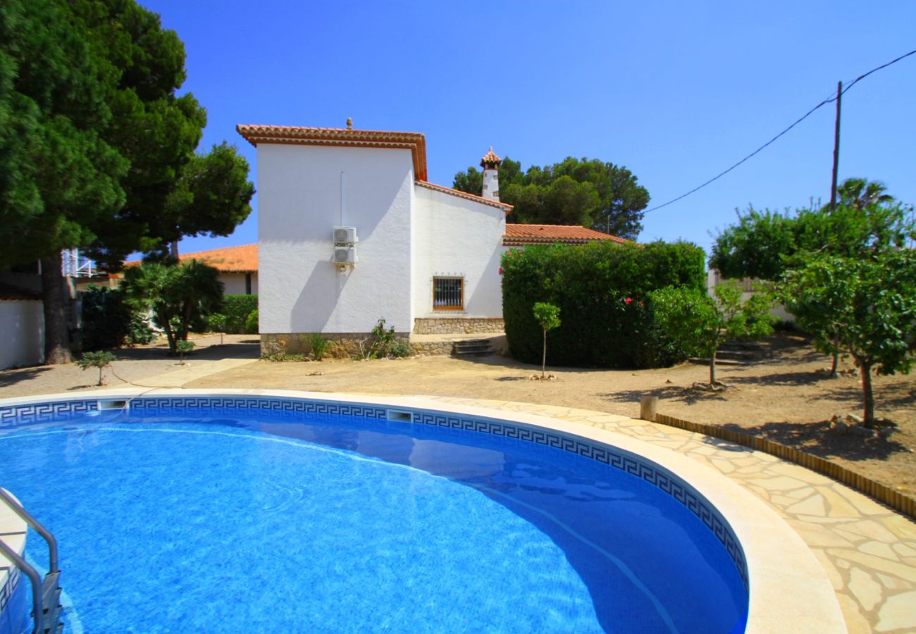 Вилла на Миами Плайя - FORTUNA villa, piscina privada y grán jardín Вилла на Миами Плайя - FORTUNA villa, piscina privada y grán jardín