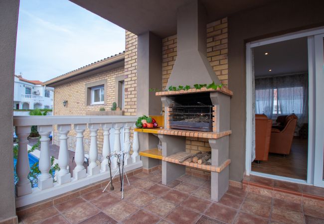 Вилла на Miami Playa - FLANDES Villa piscina jardín privado, Wifi gratis Вилла на Miami Playa - FLANDES Villa piscina jardín privado, Wifi gratis