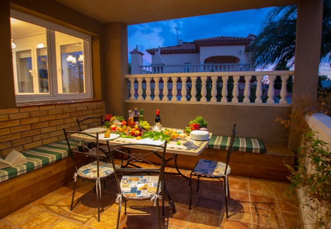 Вилла на Miami Playa - FLANDES Villa piscina jardín privado, Wifi gratis Вилла на Miami Playa - FLANDES Villa piscina jardín privado, Wifi gratis