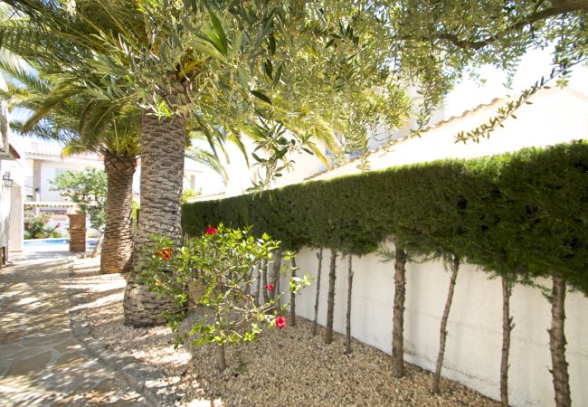 Вилла на Miami Playa - GALLO Gran villa en playa, piscina y wifi gratis Вилла на Miami Playa - GALLO Gran villa en playa, piscina y wifi gratis