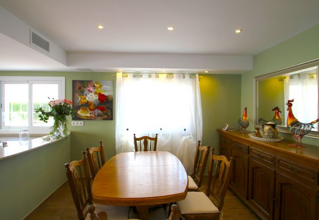 Вилла на Miami Playa - GALLO Gran villa en playa, piscina y wifi gratis Вилла на Miami Playa - GALLO Gran villa en playa, piscina y wifi gratis