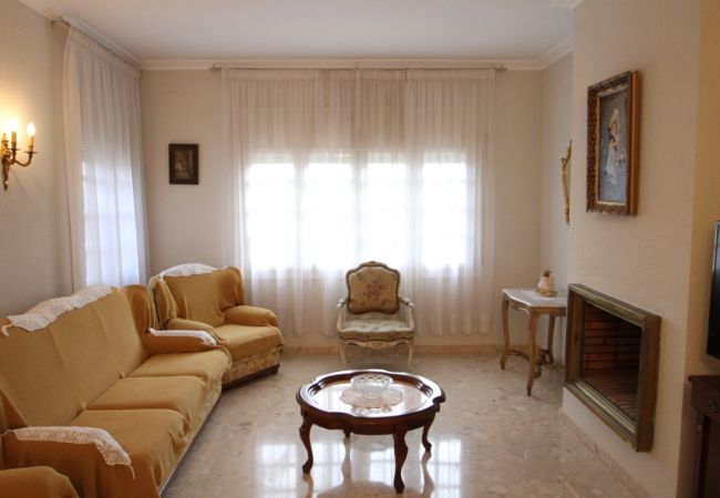 Вилла на Miami Playa - NAPOLEON Villa piscina privada, BBQ, Wifi gratis Вилла на Miami Playa - NAPOLEON Villa piscina privada, BBQ, Wifi gratis