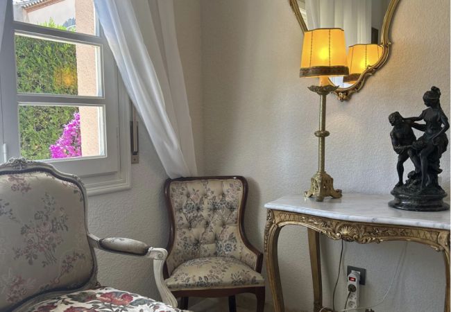 Вилла на Miami Playa - NAPOLEON Villa piscina privada, BBQ, Wifi gratis Вилла на Miami Playa - NAPOLEON Villa piscina privada, BBQ, Wifi gratis