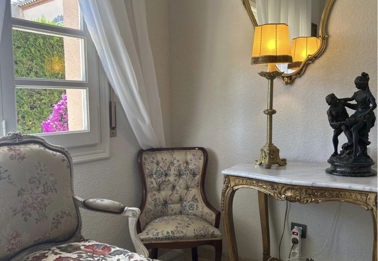 Вилла на Миами Плайя - NAPOLEON Villa piscina privada, BBQ, Wifi gratis Вилла на Миами Плайя - NAPOLEON Villa piscina privada, BBQ, Wifi gratis