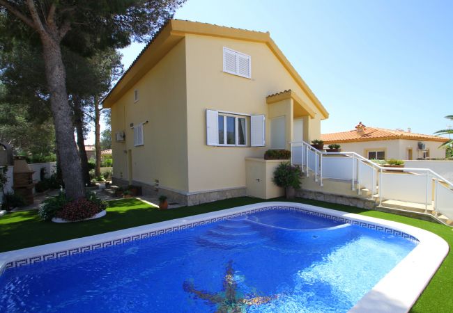 Вилла на Miami Playa - AMELIE Villa piscina privada, BBQ y Wifi gratis Вилла на Miami Playa - AMELIE Villa piscina privada, BBQ y Wifi gratis