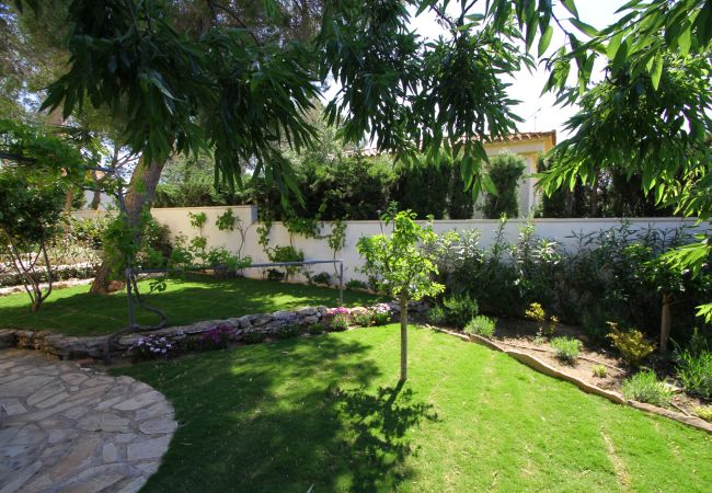 Вилла на Miami Playa - AMELIE Villa piscina privada, BBQ y Wifi gratis Вилла на Miami Playa - AMELIE Villa piscina privada, BBQ y Wifi gratis