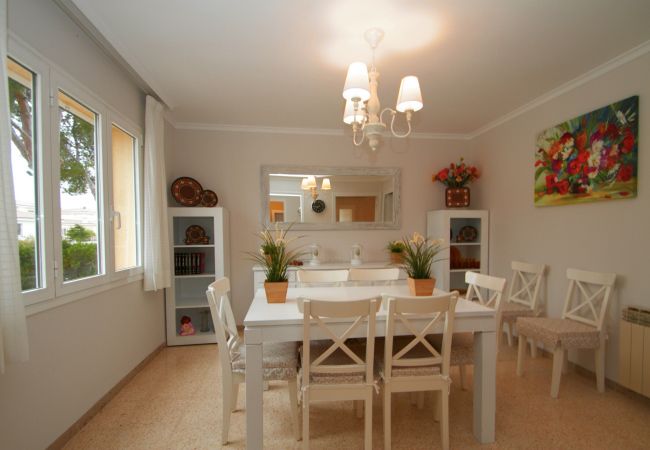 Вилла на Miami Playa - AMELIE Villa piscina privada, BBQ y Wifi gratis Вилла на Miami Playa - AMELIE Villa piscina privada, BBQ y Wifi gratis