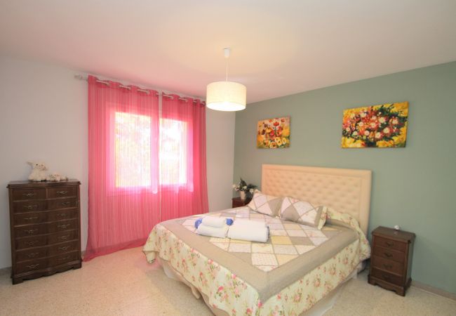 Вилла на Miami Playa - AMELIE Villa piscina privada, BBQ y Wifi gratis Вилла на Miami Playa - AMELIE Villa piscina privada, BBQ y Wifi gratis