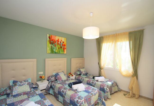 Вилла на Miami Playa - AMELIE Villa piscina privada, BBQ y Wifi gratis Вилла на Miami Playa - AMELIE Villa piscina privada, BBQ y Wifi gratis