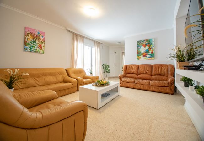 Вилла на Miami Playa - AMELIE Villa piscina privada, BBQ y Wifi gratis Вилла на Miami Playa - AMELIE Villa piscina privada, BBQ y Wifi gratis