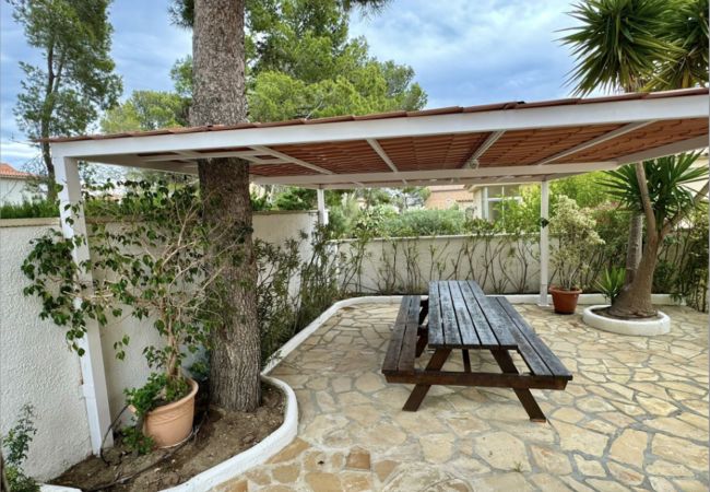 Вилла на Miami Playa - AMELIE Villa piscina privada, BBQ y Wifi gratis Вилла на Miami Playa - AMELIE Villa piscina privada, BBQ y Wifi gratis