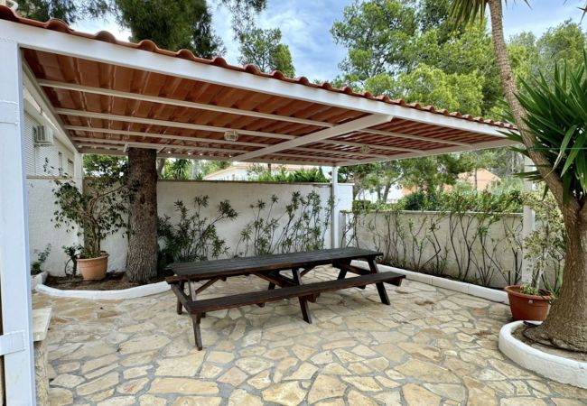 Вилла на Miami Playa - AMELIE Villa piscina privada, BBQ y Wifi gratis Вилла на Miami Playa - AMELIE Villa piscina privada, BBQ y Wifi gratis