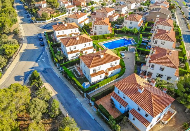  на Miami Playa - MASIA1 adosado con jardín privado y piscina comun