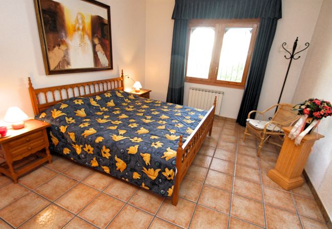 Вилла на Miami Playa - GRANADA Villa piscina, jardín, BBQ, Wifi gratis Вилла на Miami Playa - GRANADA Villa piscina, jardín, BBQ, Wifi gratis