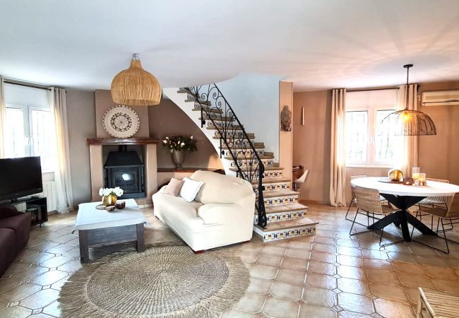 Вилла на Miami Playa - LIDIA Villa piscina privada, jardín, Wifi gratis Вилла на Miami Playa - LIDIA Villa piscina privada, jardín, Wifi gratis