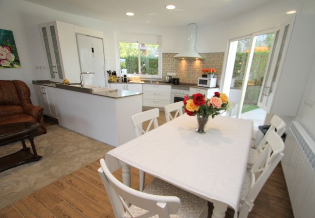 Вилла на Miami Playa - CAMILA Villa piscina privada, jardín y Wifi gratis Вилла на Miami Playa - CAMILA Villa piscina privada, jardín y Wifi gratis
