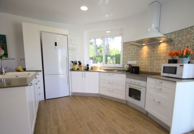 Вилла на Miami Playa - CAMILA Villa piscina privada, jardín y Wifi gratis Вилла на Miami Playa - CAMILA Villa piscina privada, jardín y Wifi gratis